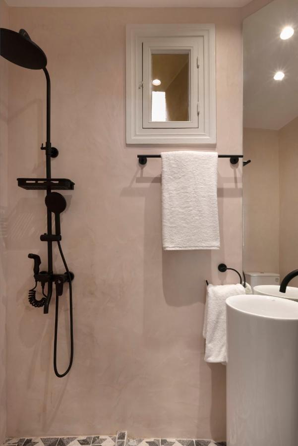 Acropolis Villa 3Br 9Ppl 10 Minutes Metro&Museum Aten Exteriör bild