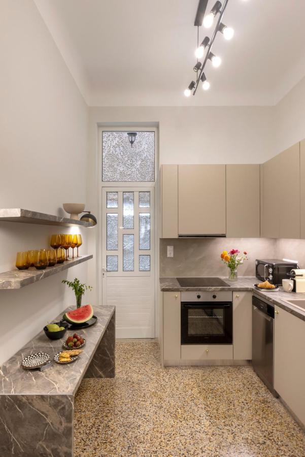 Acropolis Villa 3Br 9Ppl 10 Minutes Metro&Museum Aten Exteriör bild