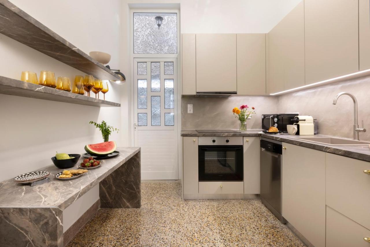Acropolis Villa 3Br 9Ppl 10 Minutes Metro&Museum Aten Exteriör bild